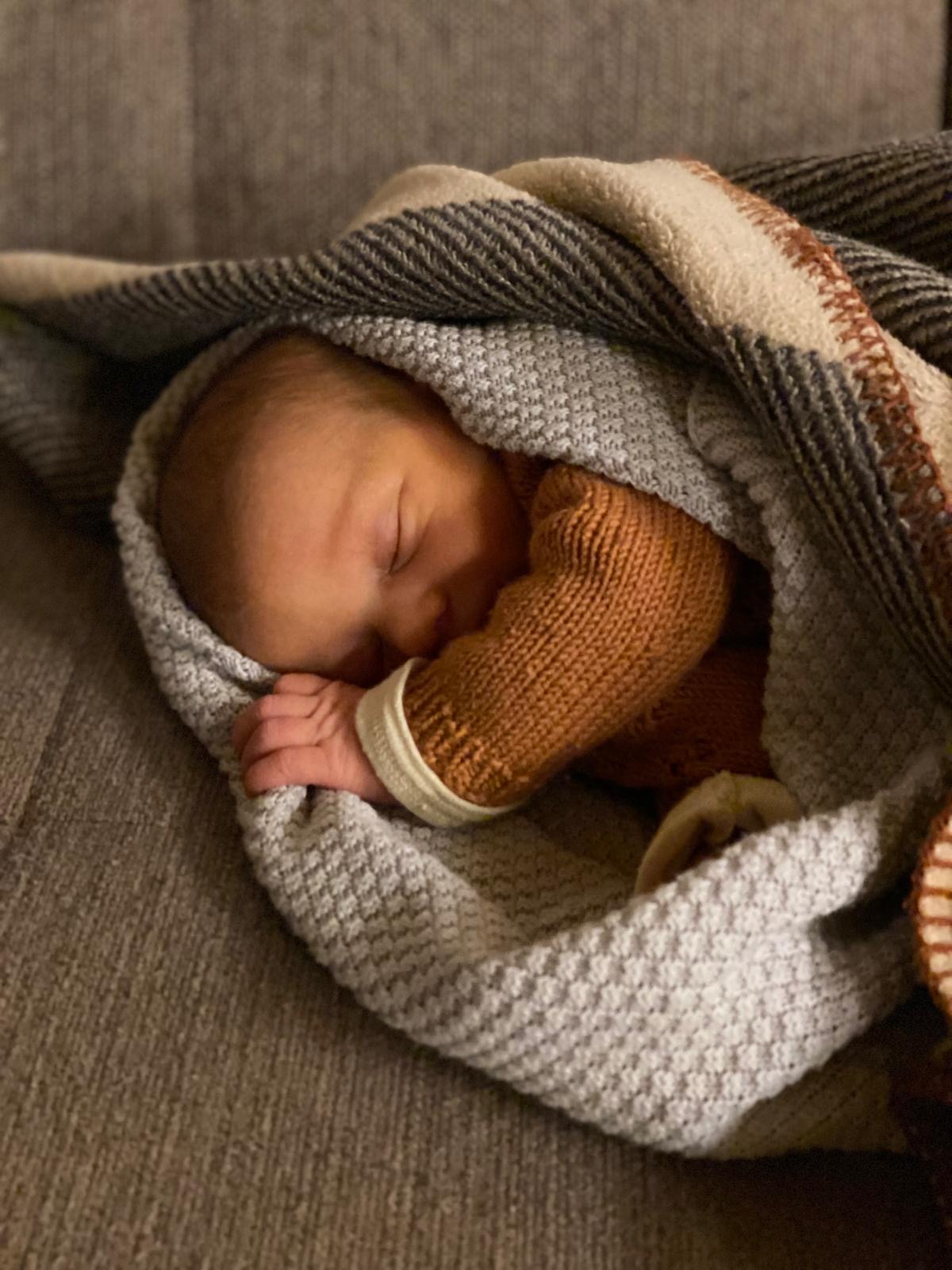 You are currently viewing Heidi Ella